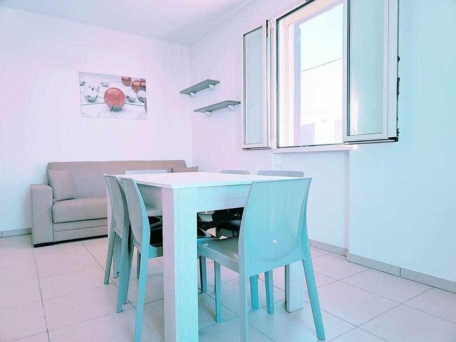 Appartamento Trilocale Girasole 1p e pp a pochi passi dal mare del Salento Torre San Giovanni Ugento Esterno foto